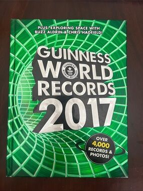 Guinness World Records 2017 Hardcover Book Collection